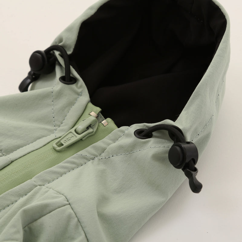 MOUNTAIN SHELL JACKET【UO2543401DG】